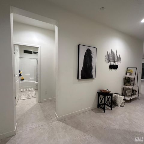 12404 Burnham Street, Bakersfield, CA 93311