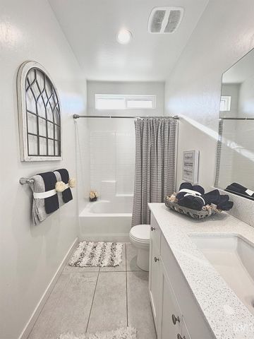 12404 Burnham Street, Bakersfield, CA 93311