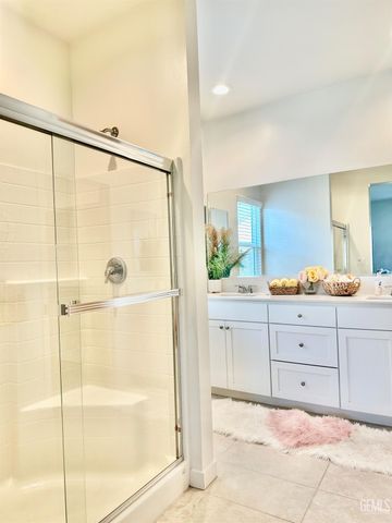 12404 Burnham Street, Bakersfield, CA 93311