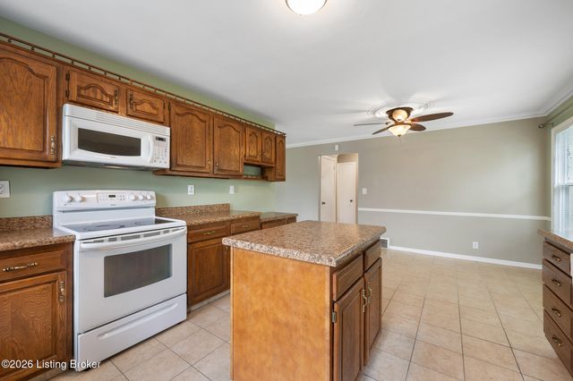 3241 Radiance Rd, Louisville, KY 40220
