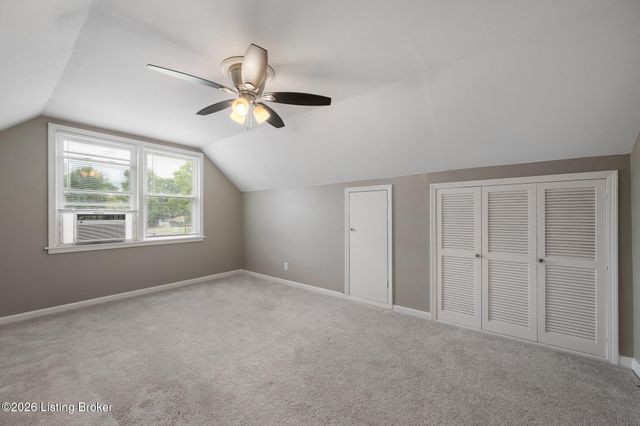 3241 Radiance Rd, Louisville, KY 40220
