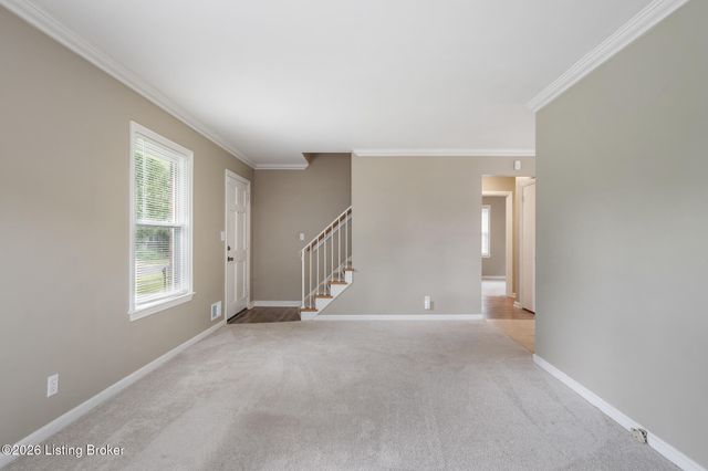 3241 Radiance Rd, Louisville, KY 40220