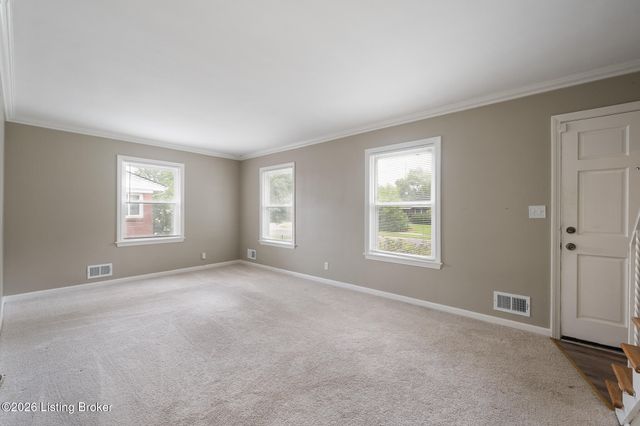 3241 Radiance Rd, Louisville, KY 40220
