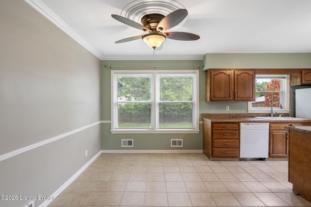 3241 Radiance Rd, Louisville, KY 40220
