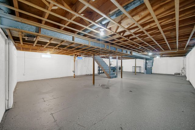 1310 Orchard Drive, Merrillville, IN 46410