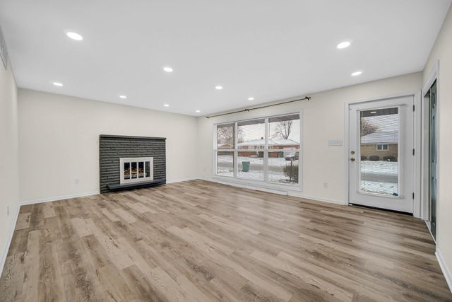 1310 Orchard Drive, Merrillville, IN 46410