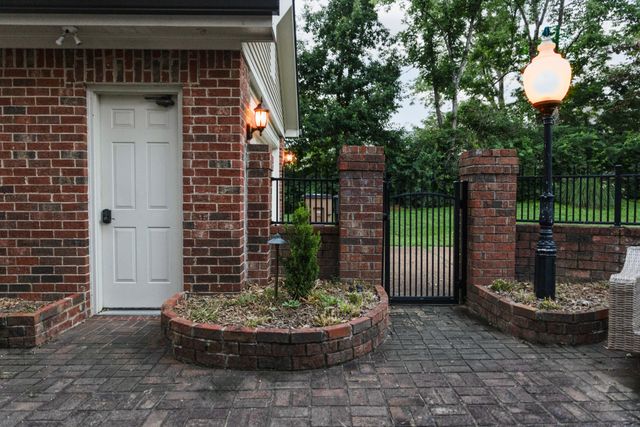 33 Belcaro Cir, Nashville, TN 37215