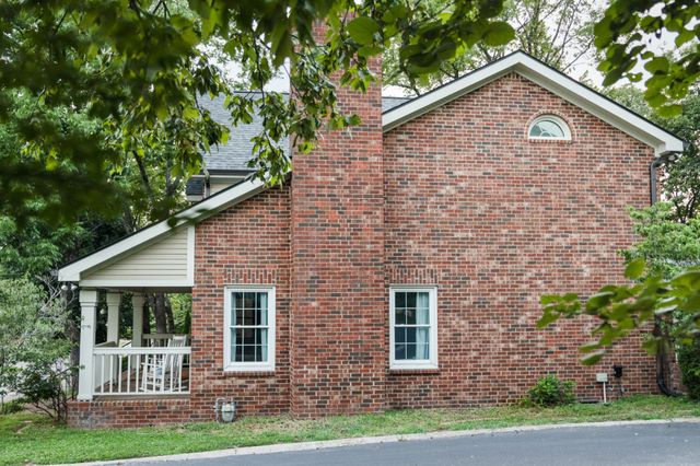 33 Belcaro Cir, Nashville, TN 37215