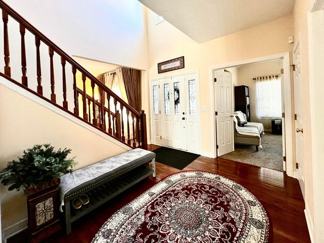 7565 Scioto Parkway, Powell, OH 43065