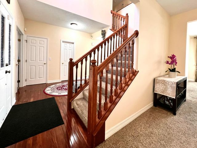 7565 Scioto Parkway, Powell, OH 43065