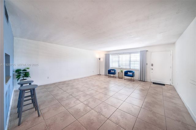 1855 NE 121st St 32, North Miami, FL 33181