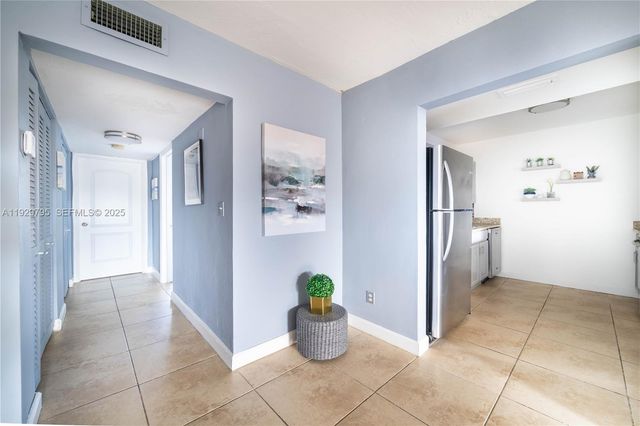 1855 NE 121st St 32, North Miami, FL 33181