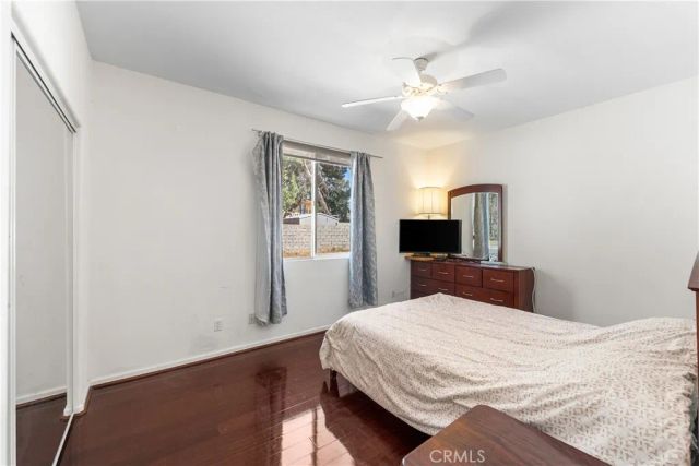658 E Lago Lindo Rd, Palmdale, CA 93550