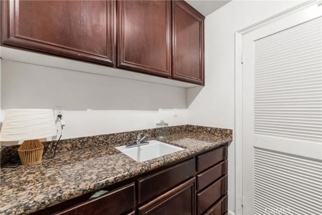 658 E Lago Lindo Rd, Palmdale, CA 93550