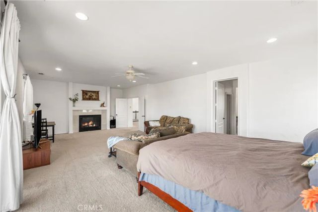 658 E Lago Lindo Rd, Palmdale, CA 93550