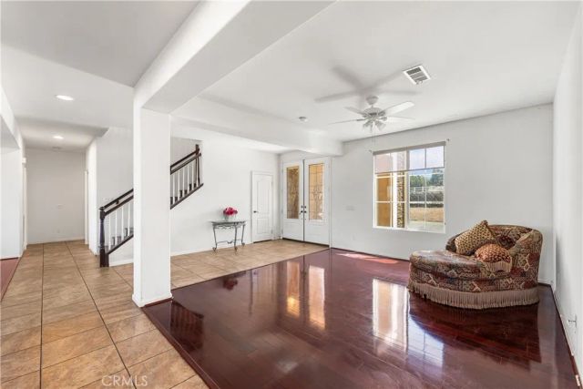 658 E Lago Lindo Rd, Palmdale, CA 93550