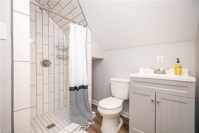 405 E E Lorengo AVE, Norfolk, VA 23503