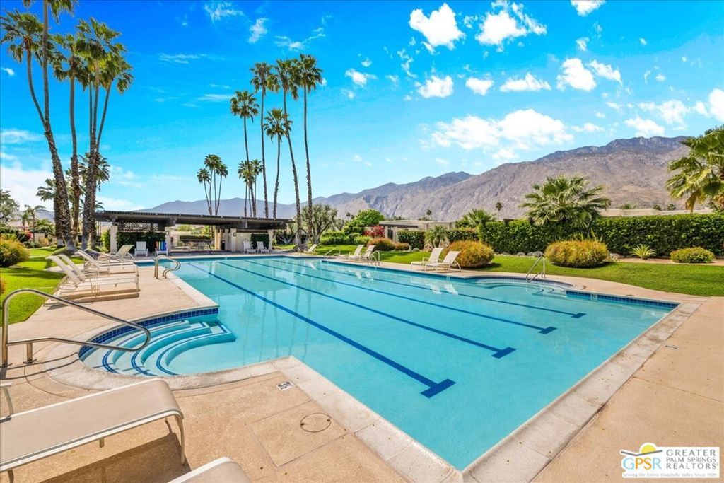 Image 1 of property listing at 410 N Hermosa Drive, Palm Springs, CA 92262