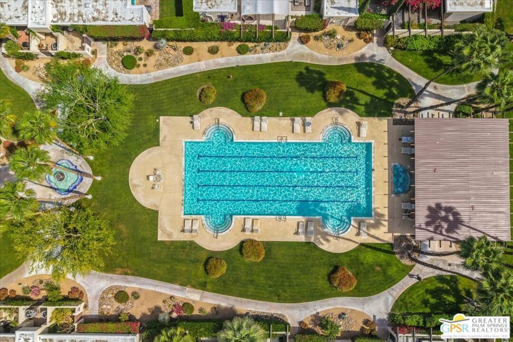 Image 2 of property listing at 410 N Hermosa Drive, Palm Springs, CA 92262