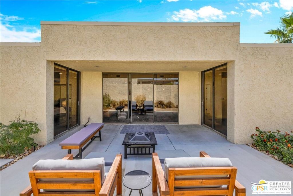 Image 38 of property listing at 410 N Hermosa Drive, Palm Springs, CA 92262