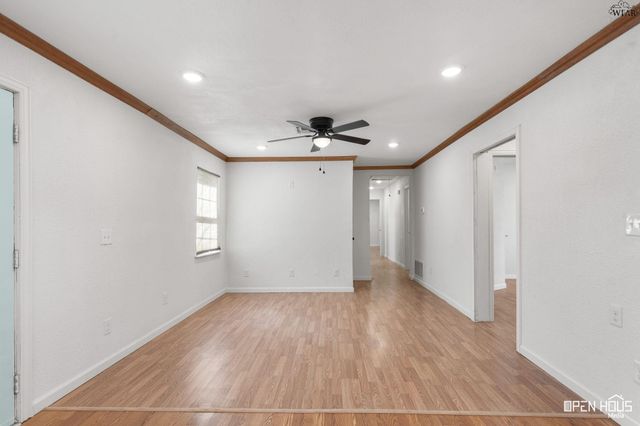 106 E WILLIAMS DRIVE, Burkburnett, TX 76354