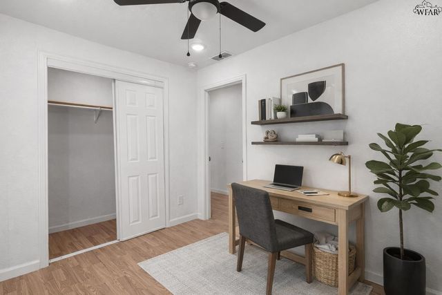 106 E WILLIAMS DRIVE, Burkburnett, TX 76354