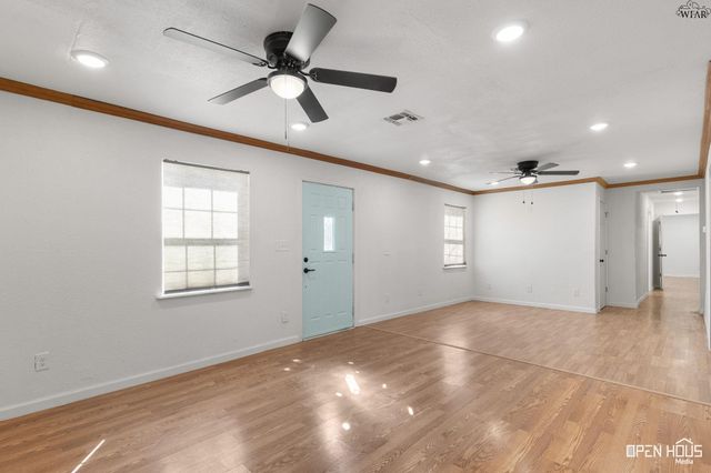 106 E WILLIAMS DRIVE, Burkburnett, TX 76354