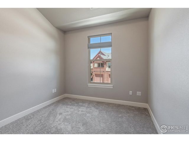1379 Charles Dr F-5, Longmont, CO 80503