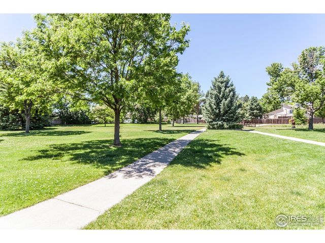 1379 Charles Dr F-5, Longmont, CO 80503