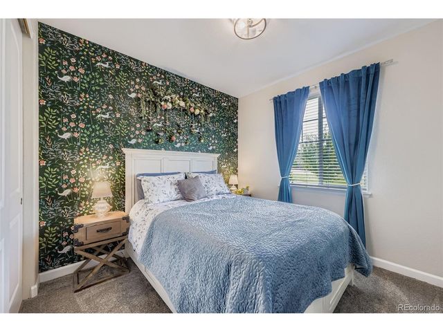 902 Pinecliff Dr, Erie, CO 80516