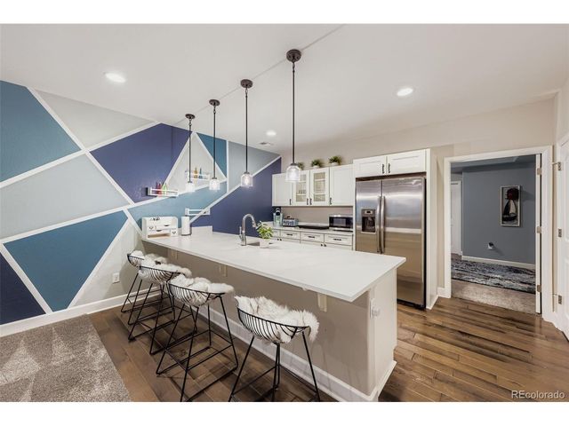 902 Pinecliff Dr, Erie, CO 80516