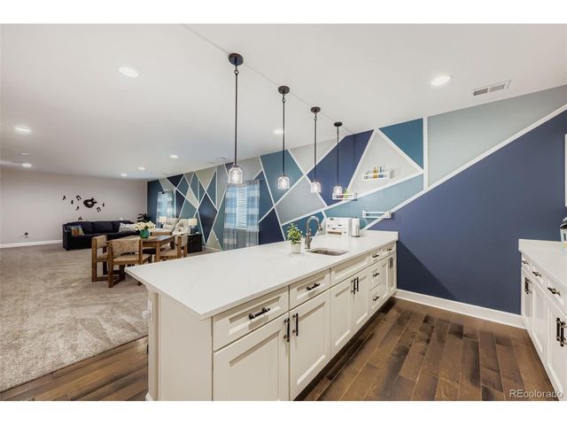 902 Pinecliff Dr, Erie, CO 80516