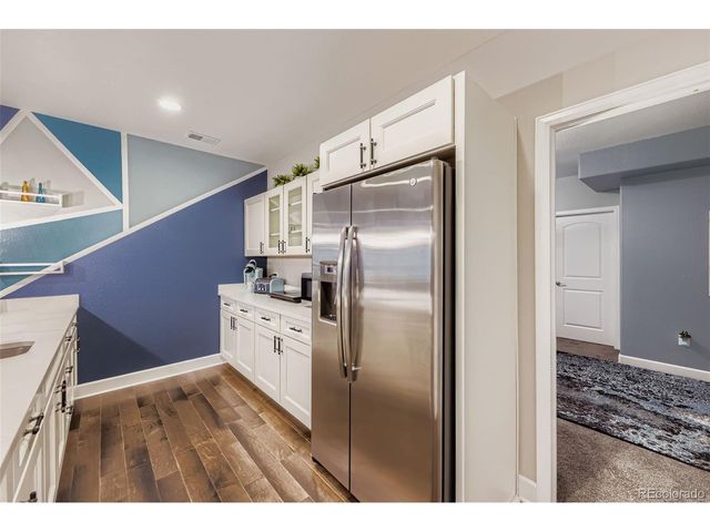 902 Pinecliff Dr, Erie, CO 80516