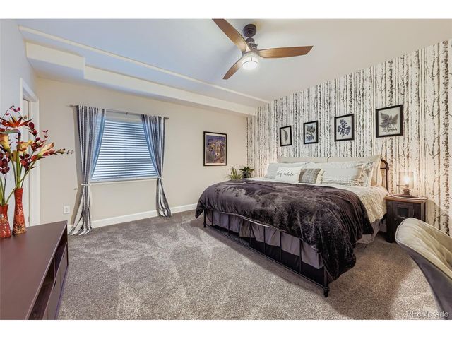 902 Pinecliff Dr, Erie, CO 80516