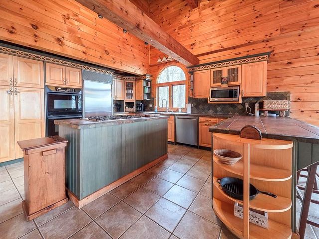 1397 Chestnut Cove Trail, Jasper, GA 30143