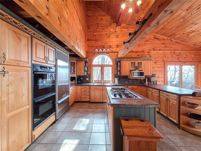 1397 Chestnut Cove Trail, Jasper, GA 30143