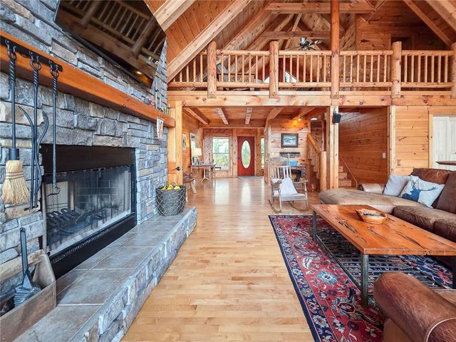 1397 Chestnut Cove Trail, Jasper, GA 30143