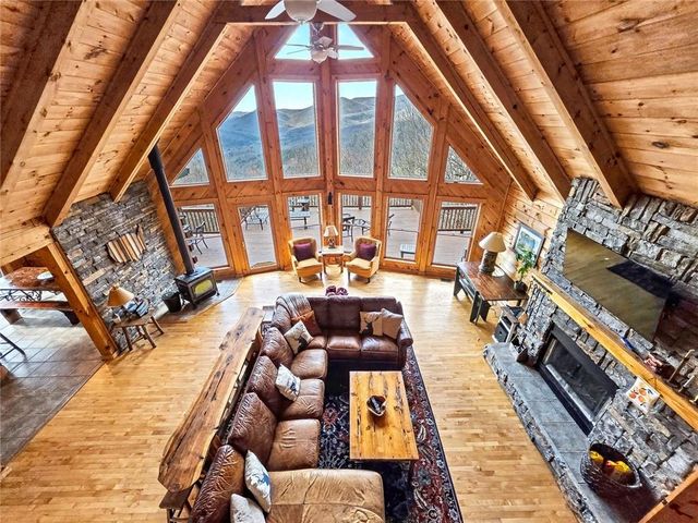 1397 Chestnut Cove Trail, Jasper, GA 30143