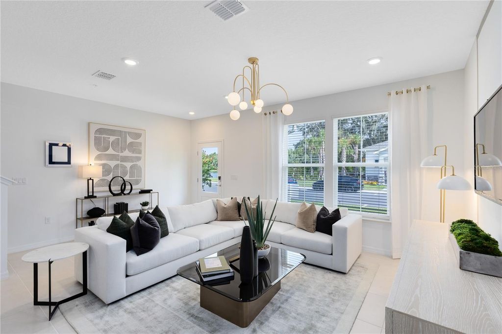 Image 13 of property listing at 11478 NONA SOUND ST, Orlando, FL 32832