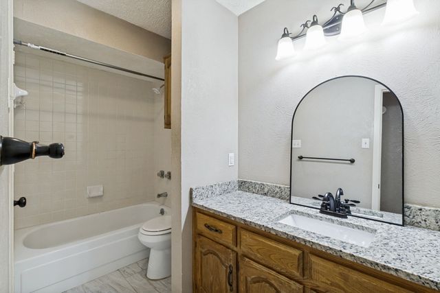 1513 Cherrycrest Street, Dallas, TX 75228