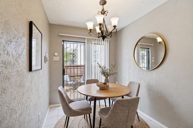 1513 Cherrycrest Street, Dallas, TX 75228