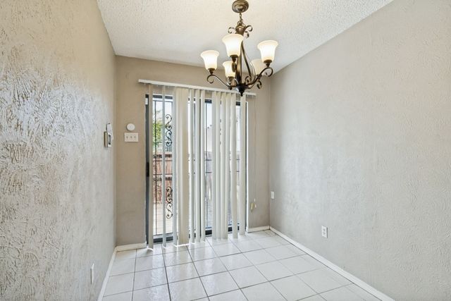 1513 Cherrycrest Street, Dallas, TX 75228