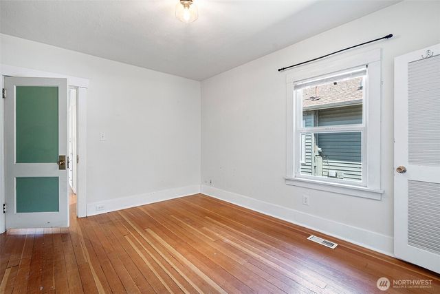 5033 S L Street, Tacoma, WA 98408