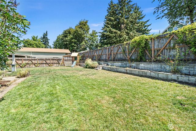 5033 S L Street, Tacoma, WA 98408