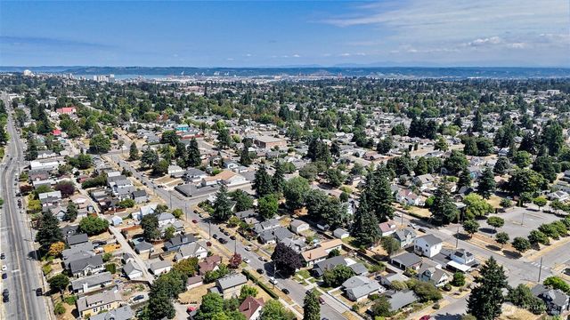 5033 S L Street, Tacoma, WA 98408