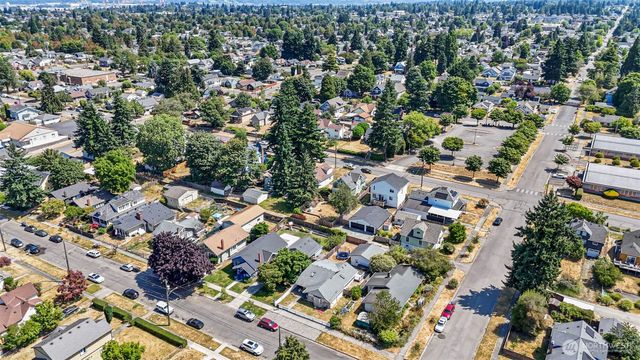 5033 S L Street, Tacoma, WA 98408