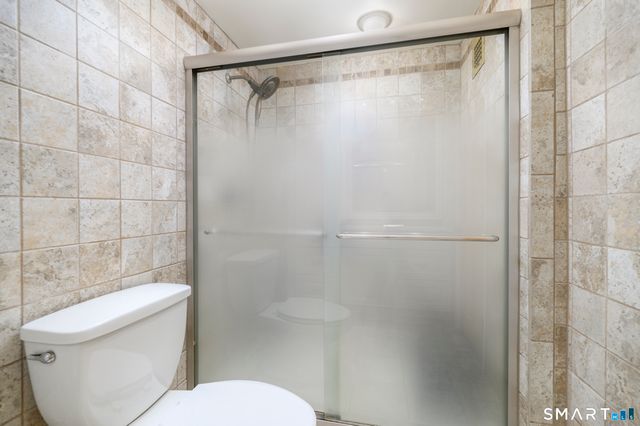 50 Glenbrook Road APT 7C, Stamford, CT 06902