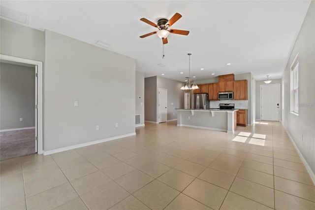 1678 SWAN SWIM DRIVE, Davenport, FL 33837