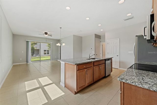 1678 SWAN SWIM DRIVE, Davenport, FL 33837