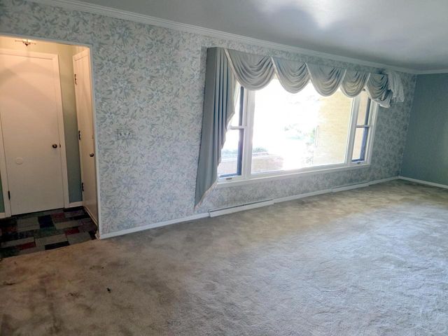 960 Webster AVENUE, Brookfield, WI 53005